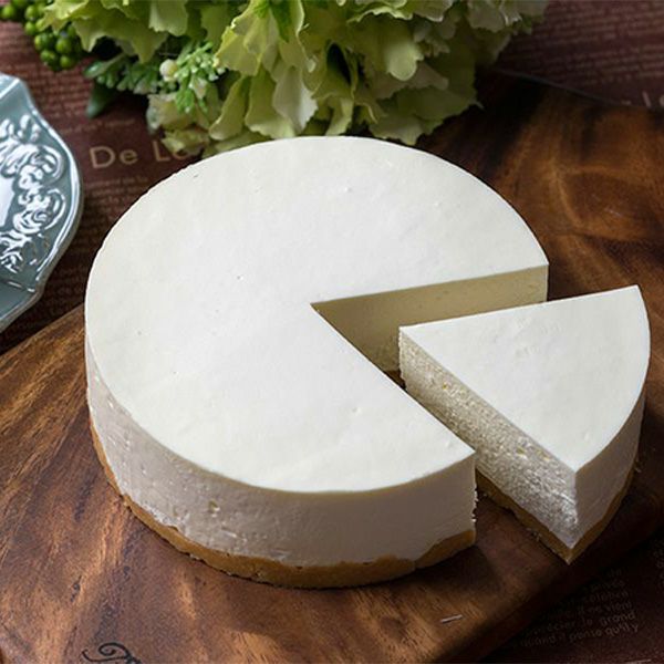 ちーずけーきページ スフレチーズケーキ 8号 24cm（アトリエグランパ） | Cake.jp